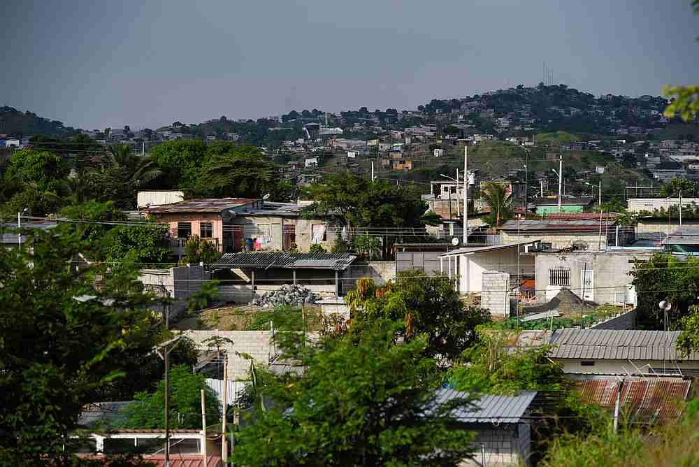 Ecuador woman learns sister is alive after cremating someone else's body 1 ecu 1587876308