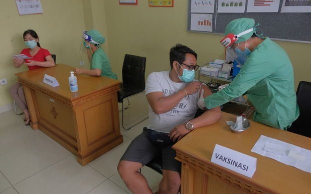 Indonesia prioritizes vaccination of Covid-19 in Java and Bali islands in the first batch