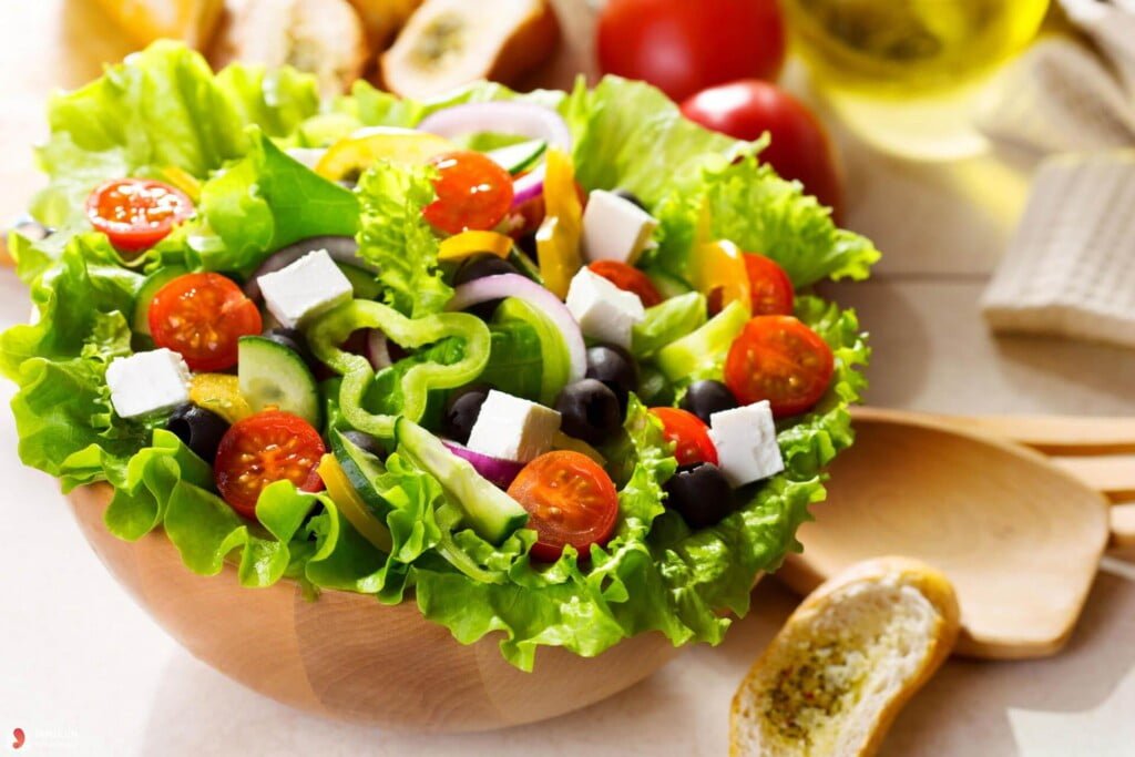 5 công thức làm salad cực ngon cho nàng giảm cân sau Tết