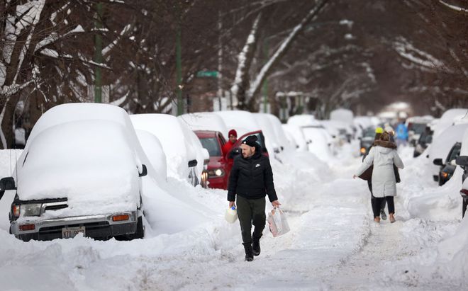 Deadly winter storm sweeps Texas and US southern states