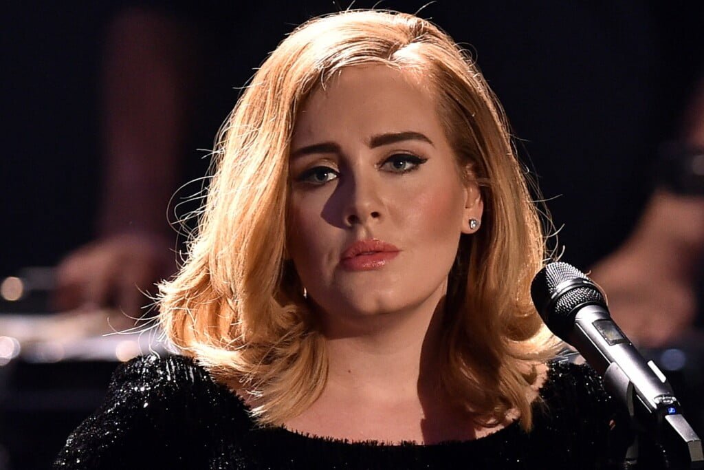 Adele finalises her divorce with Simon Konecki after 2 years of negotiations