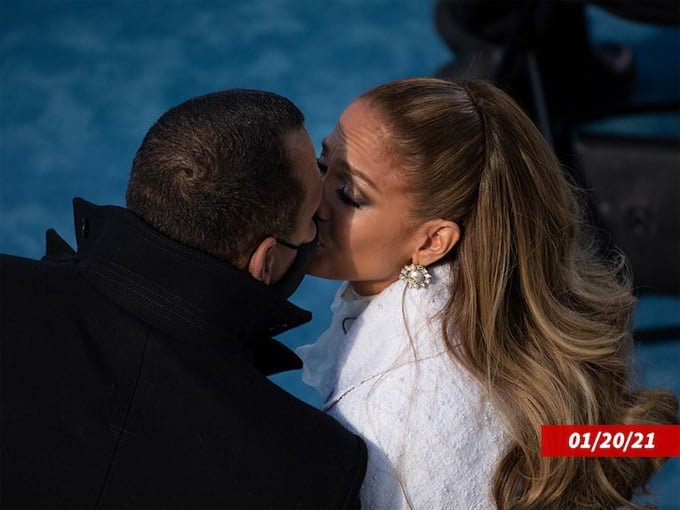Jennifer Lopez, Alex Rodriguez confirm that they're still a couple