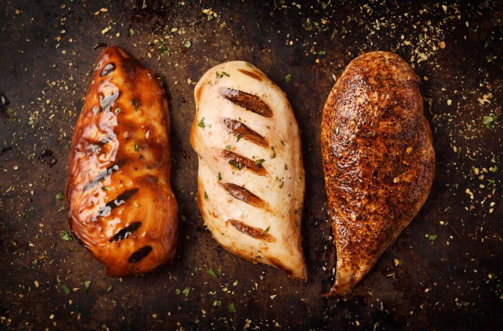 grilled chicken breasts - photo: EasyBuy4u / Getty Images