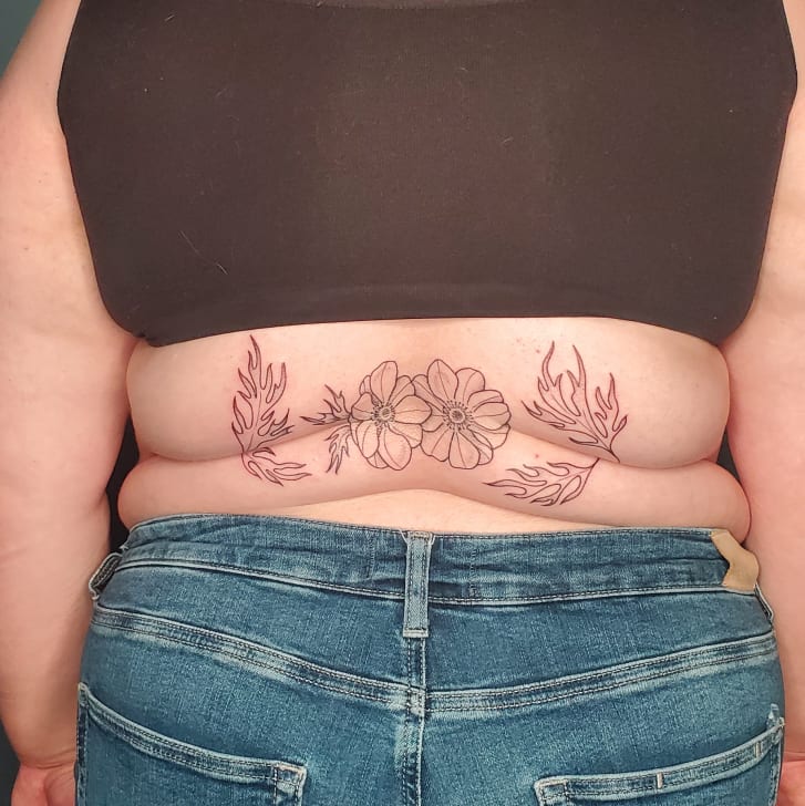 Body-Positive 'Roll Flowers' Are Being Created By A Tattoo Artist - Courtesy Carrie Metz Caporusso