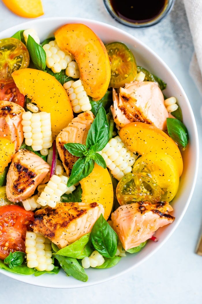 Salad with grilled salmon, corn and peaches - Photo by Brittany Mullins