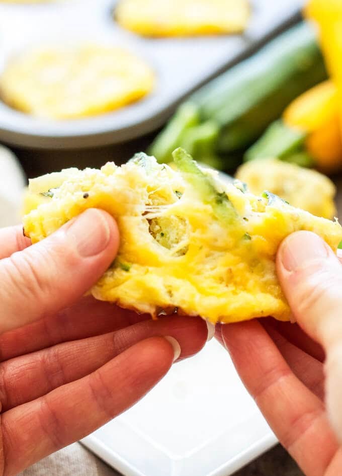 Muffins with cheesy zucchini, quinoa, and eggs - Photo by Danae