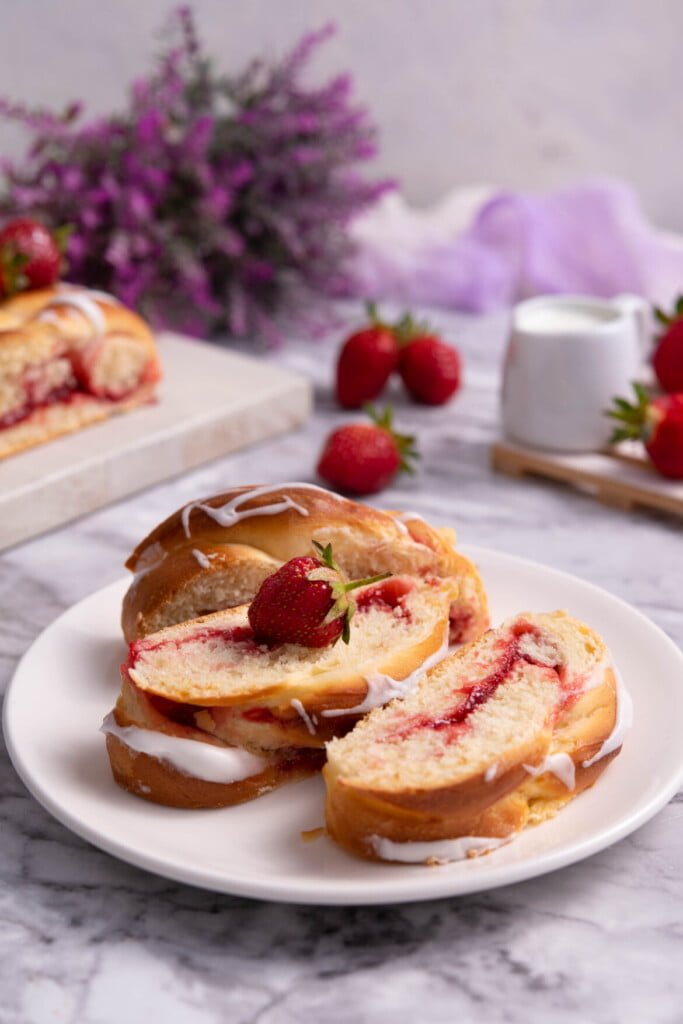 Strawberry Jam Braided Bread - Photo by Jaron