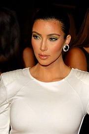 Celebrities with the best-looking brows - Kim Kardashian