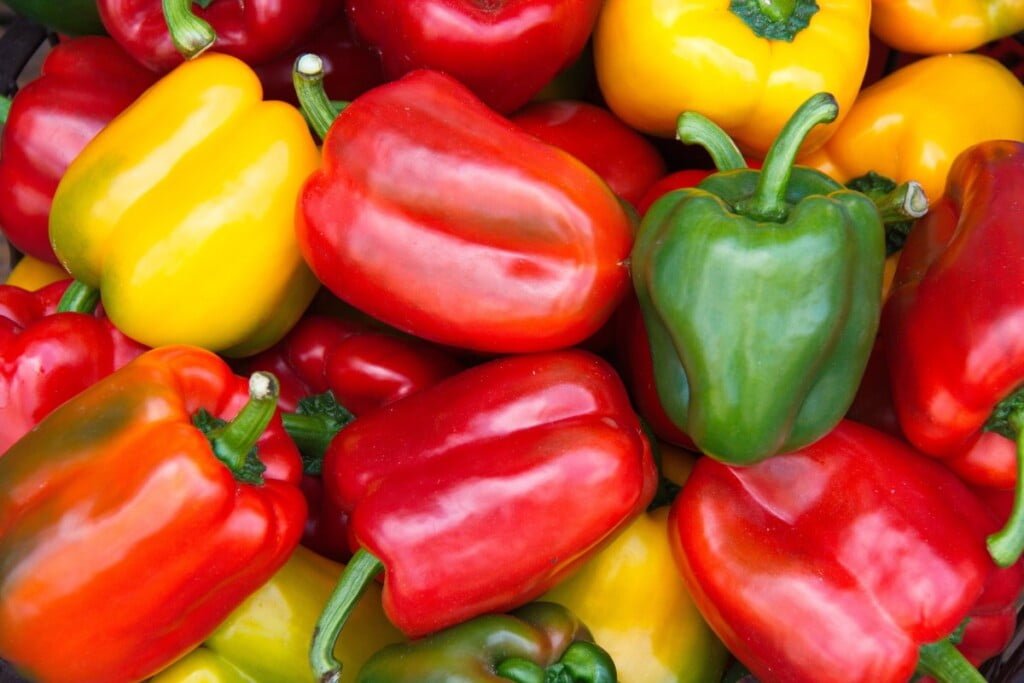 bell peppers do the different colors really taste any different