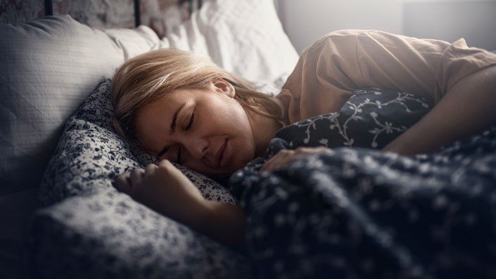 does too much sleep increase risk of heart problems and mortality 722x406 1