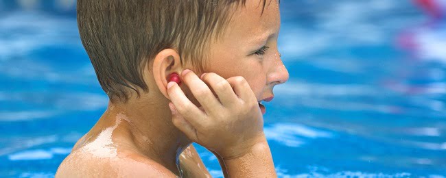 swimmers ear 90614227