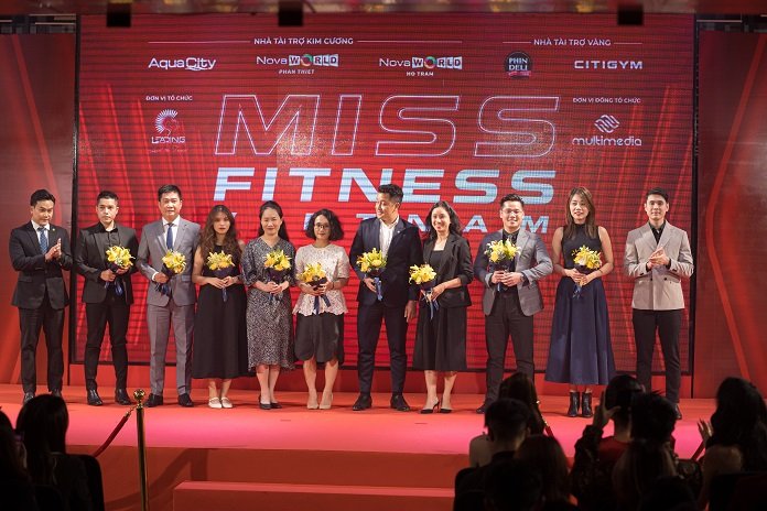 3. BTC cuoc thi tang hoa cho cac don vi dong hanh cung Miss Fitness Vietnam