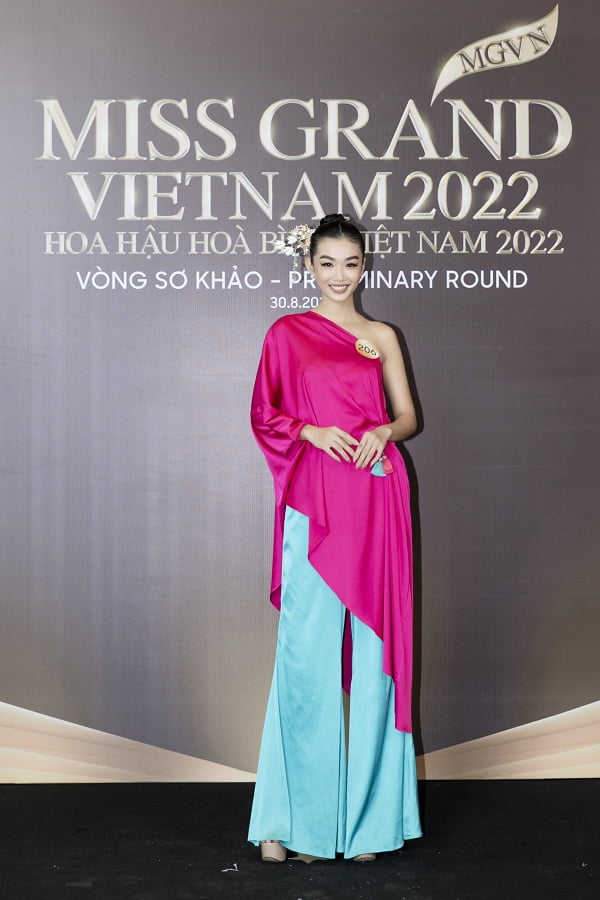 THI SINH MISS GRAND VIETNAM 2022 18