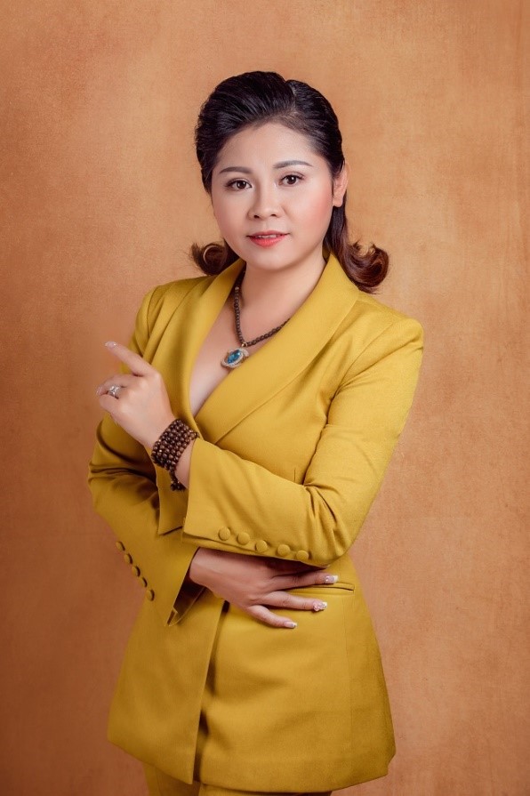 doanh nhan Huong Nguyen