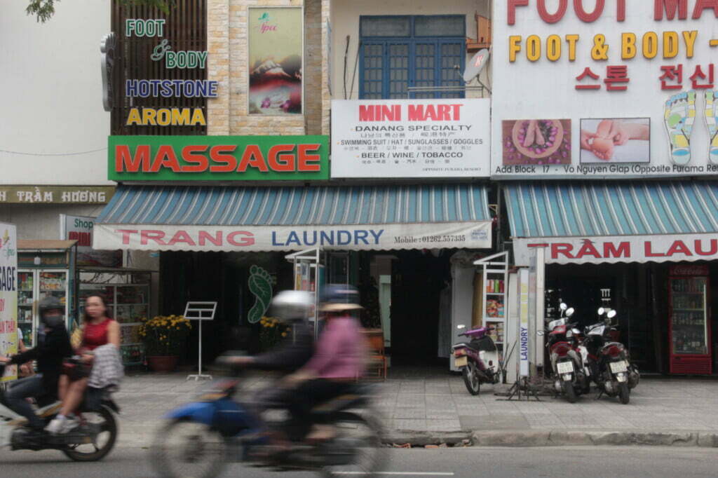 2 3 bung no bang hieu quang cao tieng nuoc ngoai anh 1