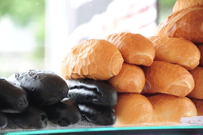 black bread 2