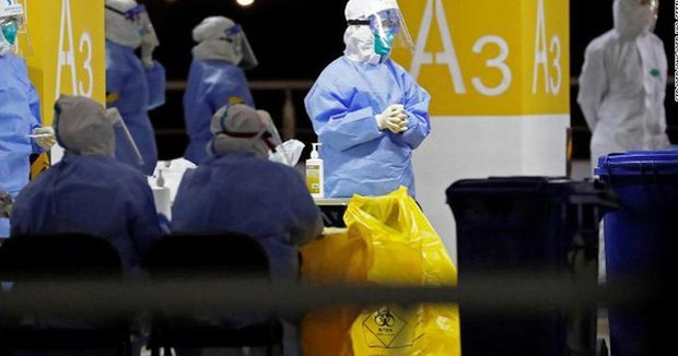Shanghai airport riot after finding many workers infected with Covid-19
