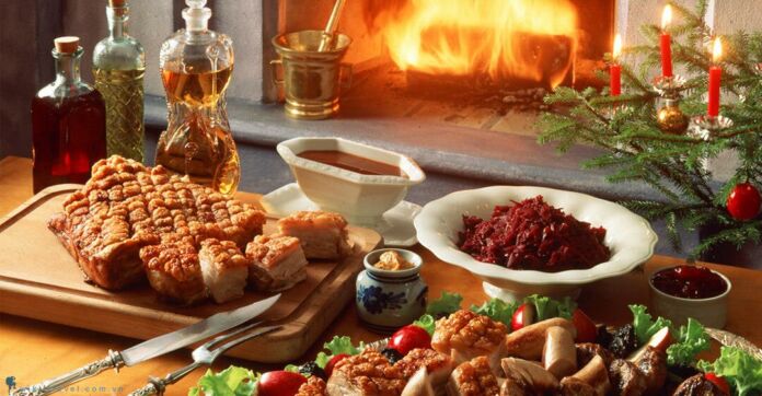 Các nước trên thế giới ăn gì vào dịp Giáng Sinh