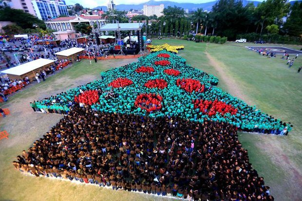 The most special Christmas trees in the history of Christmas seasons around the world