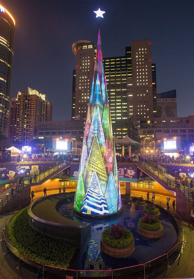 The most special Christmas trees in the history of Christmas seasons around the world