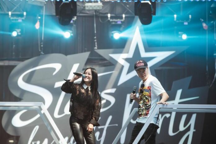 Hé lộ những hình ảnh đầu tiên của show diễn Stars By Night Party