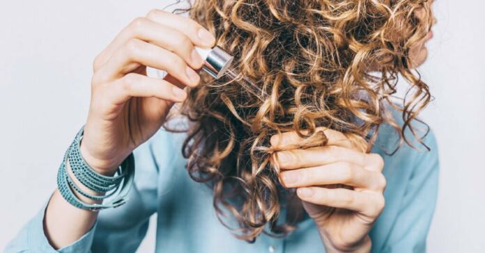 5 Common Mistakes With Conditioner That Are Making Your Hair And Scalp Age Faster