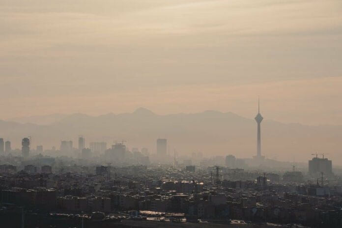 Air pollution - Photo by Amir Hosseini