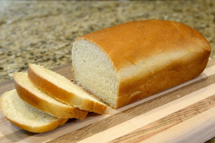 White bread - Photo by Laura Ockel