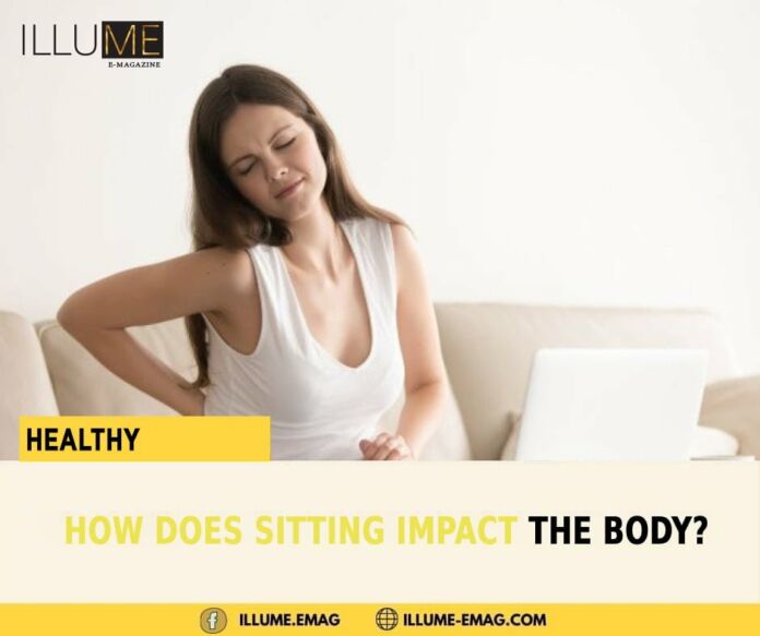 Woman sitting and stretching - Photo by yanalya