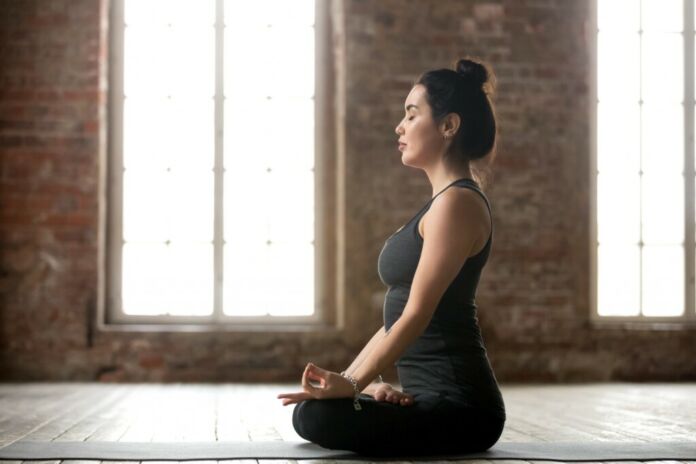 Yoga Flow To Strengthen Your Back- Photo by yanalya