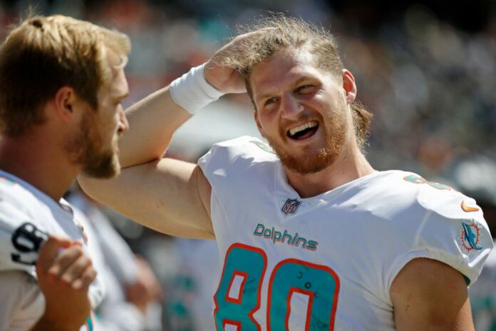 The NFL preseason begins amid a culture war over the COVID vaccination.
