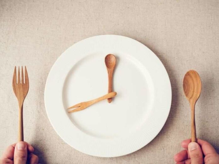 How Intermittent Fasting May Alleviate Stomach Discomfort