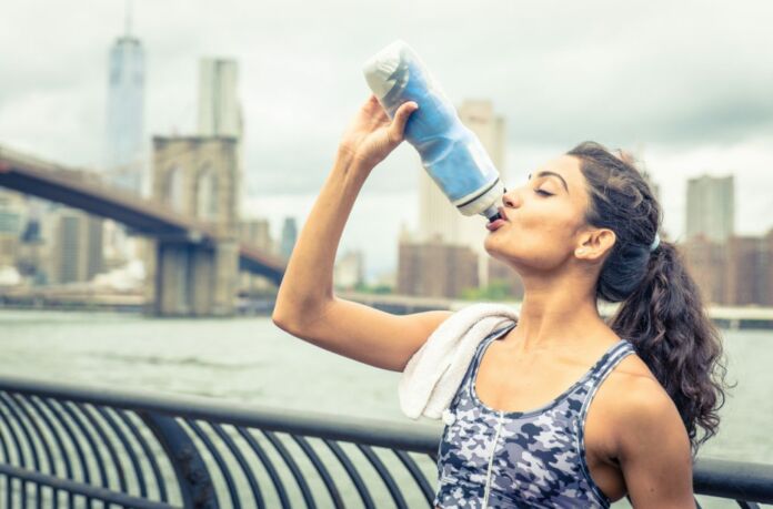 3 Tips To Staying Hydrated While Running