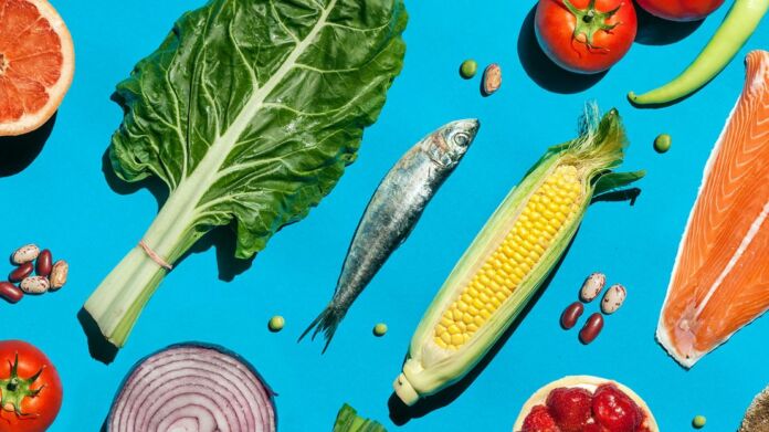 Dietitians' Choices for the Best Diets for Long-Term Weight Loss - Photo Igor Madjinca/Stocksy