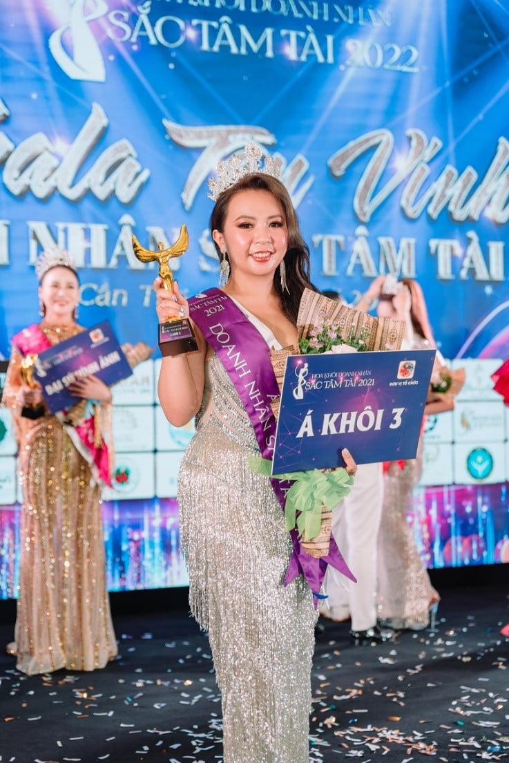 doanh nhan 4