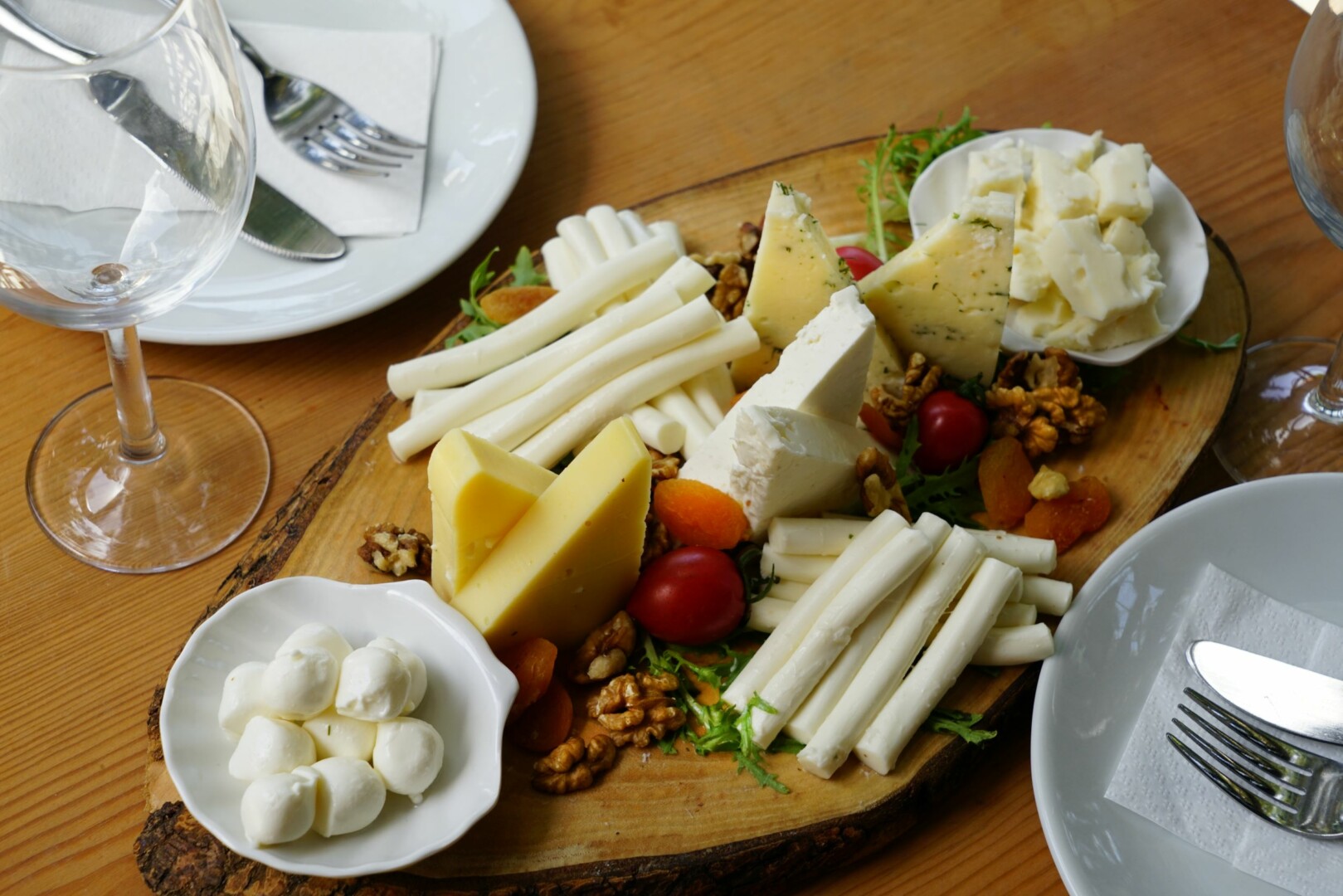 Cheese and its delicious variations around the world | LAVYON
