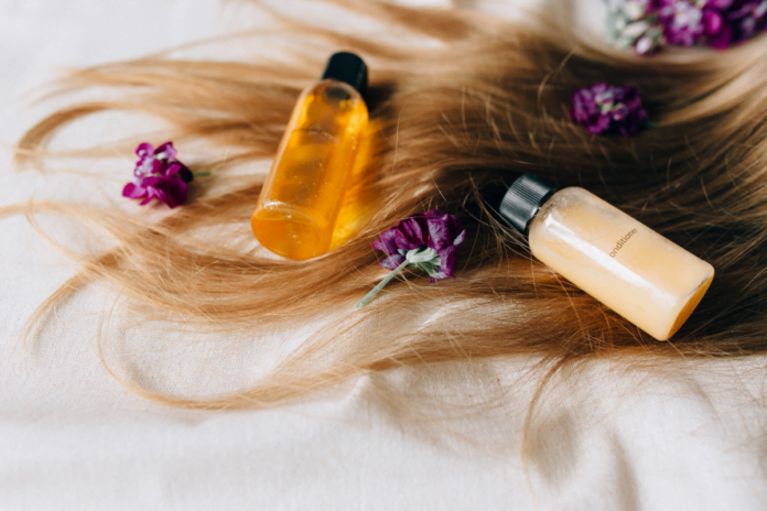 Shampoo for glossy hair