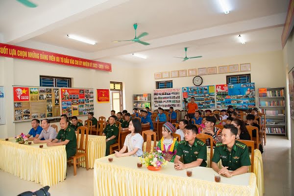 Lung Cu hoc bong1