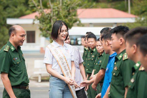 Lung Cu hoc bong12