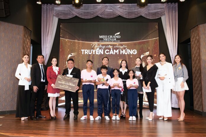 CÂU CHUYỆN TRUYỀN CẢM HỨNG