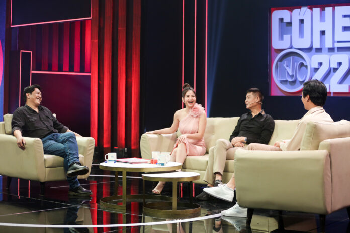 Có hẹn lúc 22 giờ