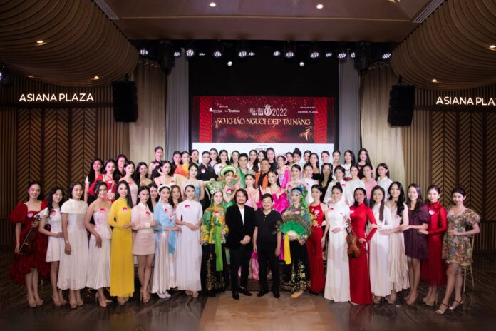 Người đẹp tài năng