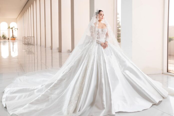đám cưới khánh thi phan hiển