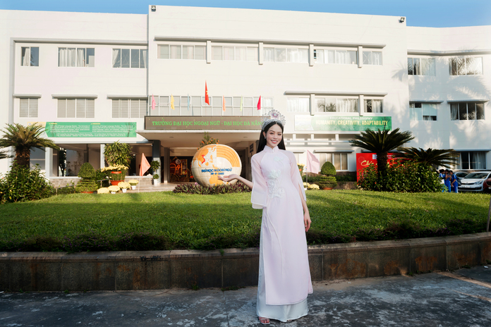 HOA HAU THANH THUY 5