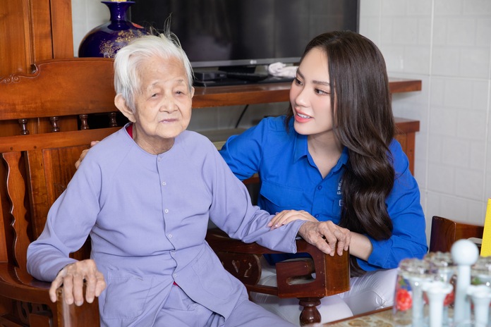 Hoa hậu Mai Phương