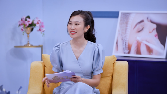 Bác sĩ tư vấn đôi mắt đẹp