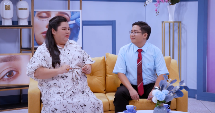 Bác sĩ tư vấn đôi mắt đẹp