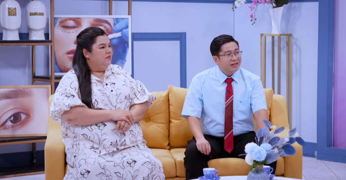 Bác sĩ tư vấn đôi mắt đẹp