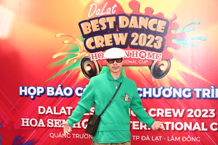 Việt Max