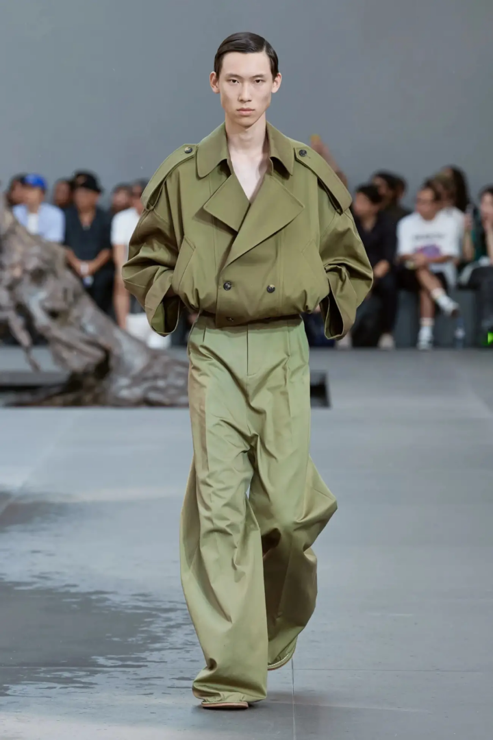 Loewe Spring Summer 2024 Paris Fashion Week Mens 15